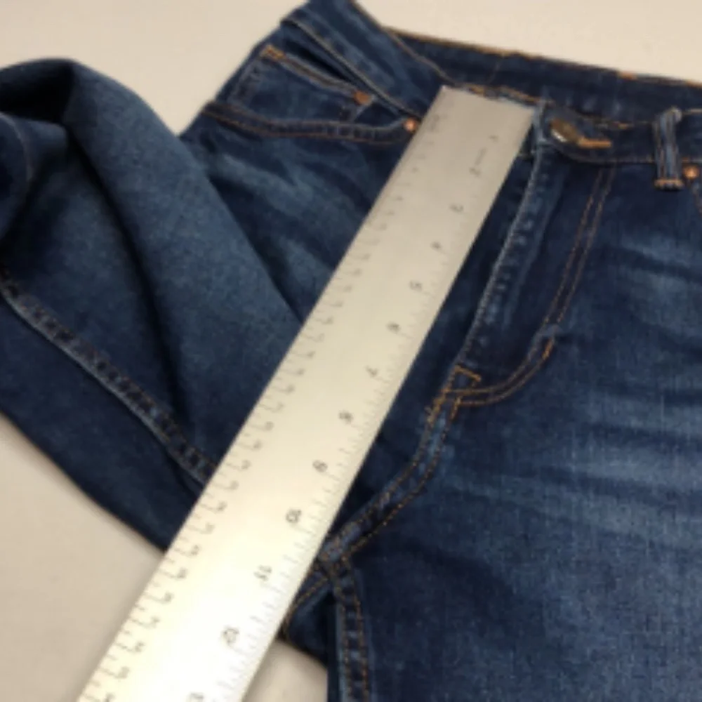 LIKE NEW FOREVER 21 STRAIGHT HIGH WAIST ANKLE LENGTH JEANS 6/28x28 ⭐️